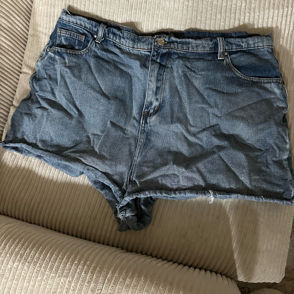 PrettyLittleThing Blue Jean Shorts
